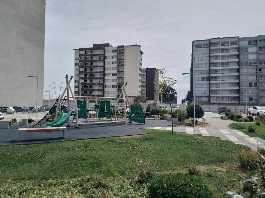 Apartamento Departamento Nuevo, Amoblado, 2 1 Bano, 6º Piso Con Ascensor, Piscina